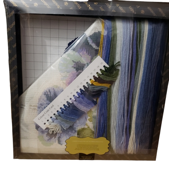 Elizabeth Bradley English Tapestry Kit Blooms Pansies Victorian Cross Stitch NEW - Picture 7 of 7